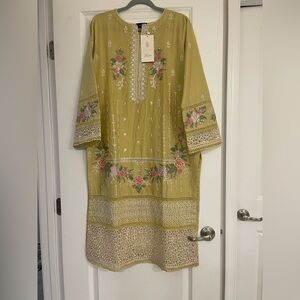 new pakistani embroidred dress 3 pc